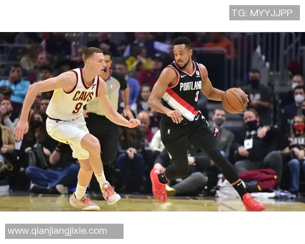 骑士双塔轻松发威小莫布里与阿伦双双收获两双数据