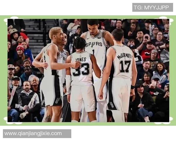 三队争锋相对马刺雷霆勇士各自克敌展现强大实力与战术较量